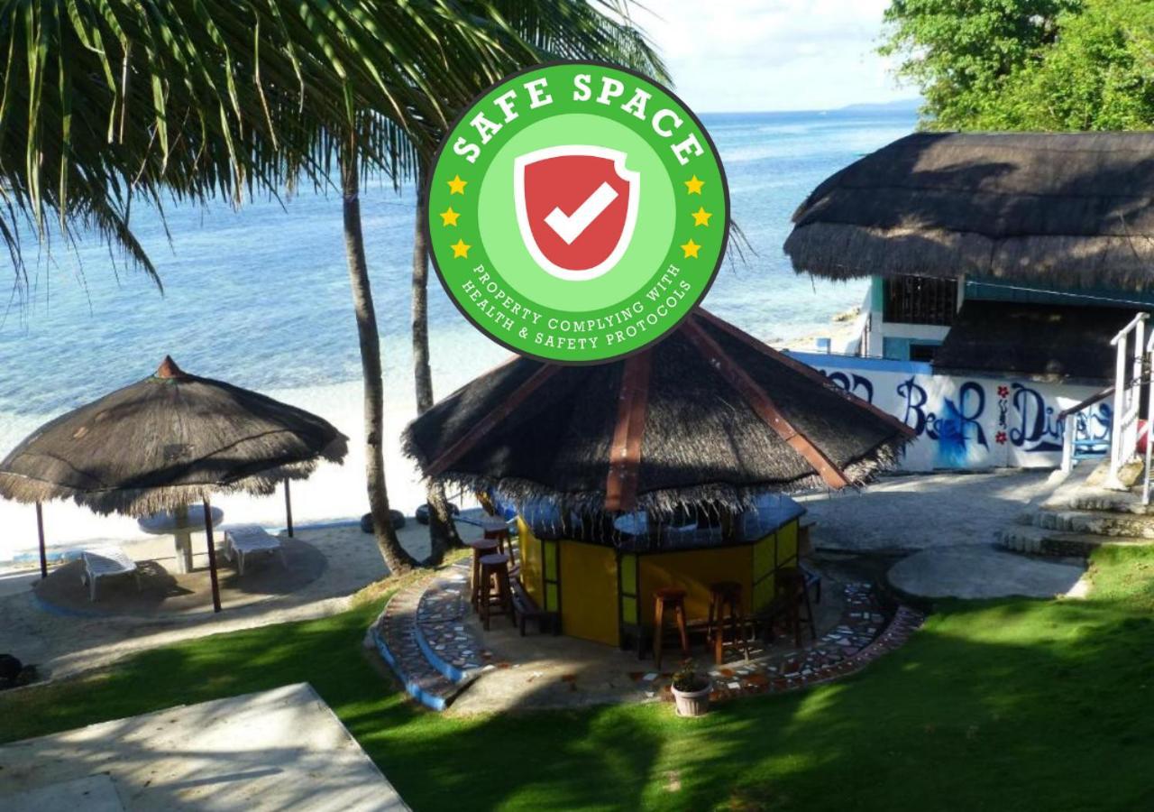 Reddoorz Premium @ Flower Beach Anda Anda  Exterior photo